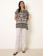 Round Neck Top With Abstract Print