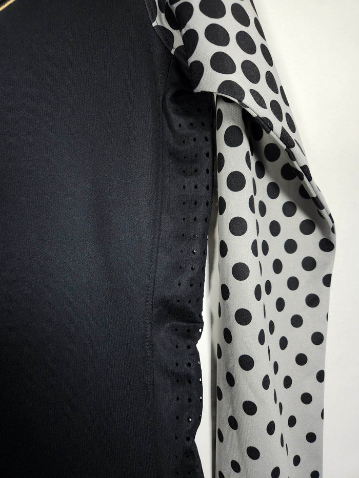 2010 Netherlands Goalkeeper Shirt (Pro) - detailed view