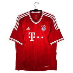 2013-14 Bayern Munich Home Shirt - front view