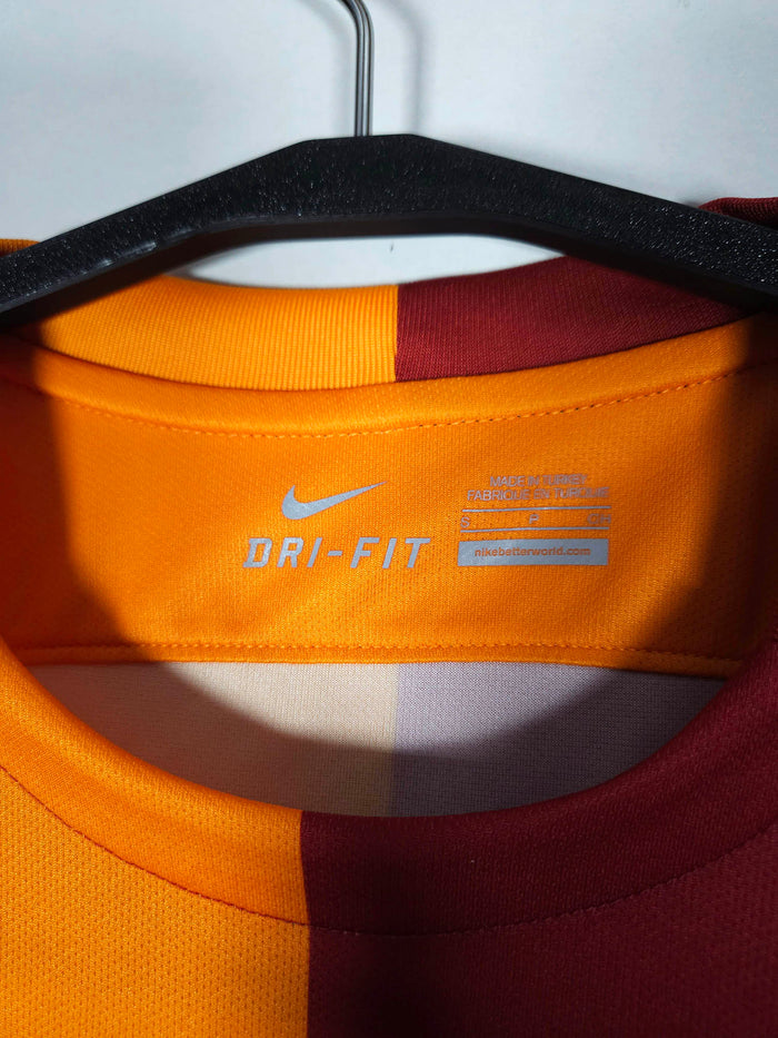 2015-16 Galatasaray Home Shirt - detailed view