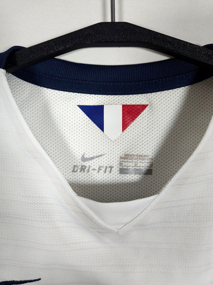 2015 France Away Shirt (Pro) - detailed view