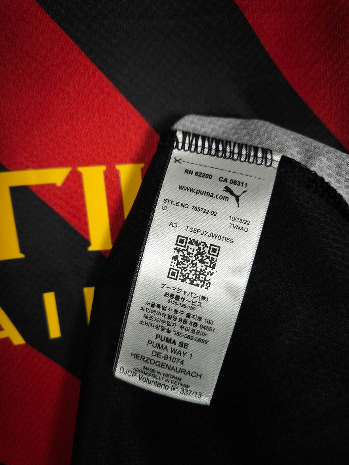 2022-23 Manchester City Away Shirt Haaland #9 - detailed view
