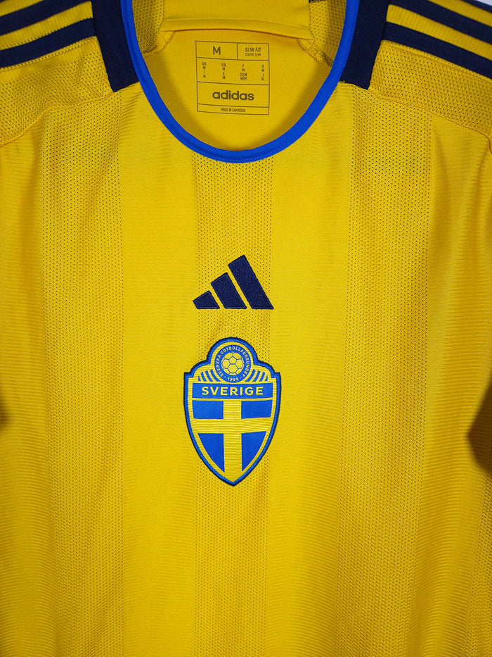 2022-23 Sweden Home Shirt - detailed view