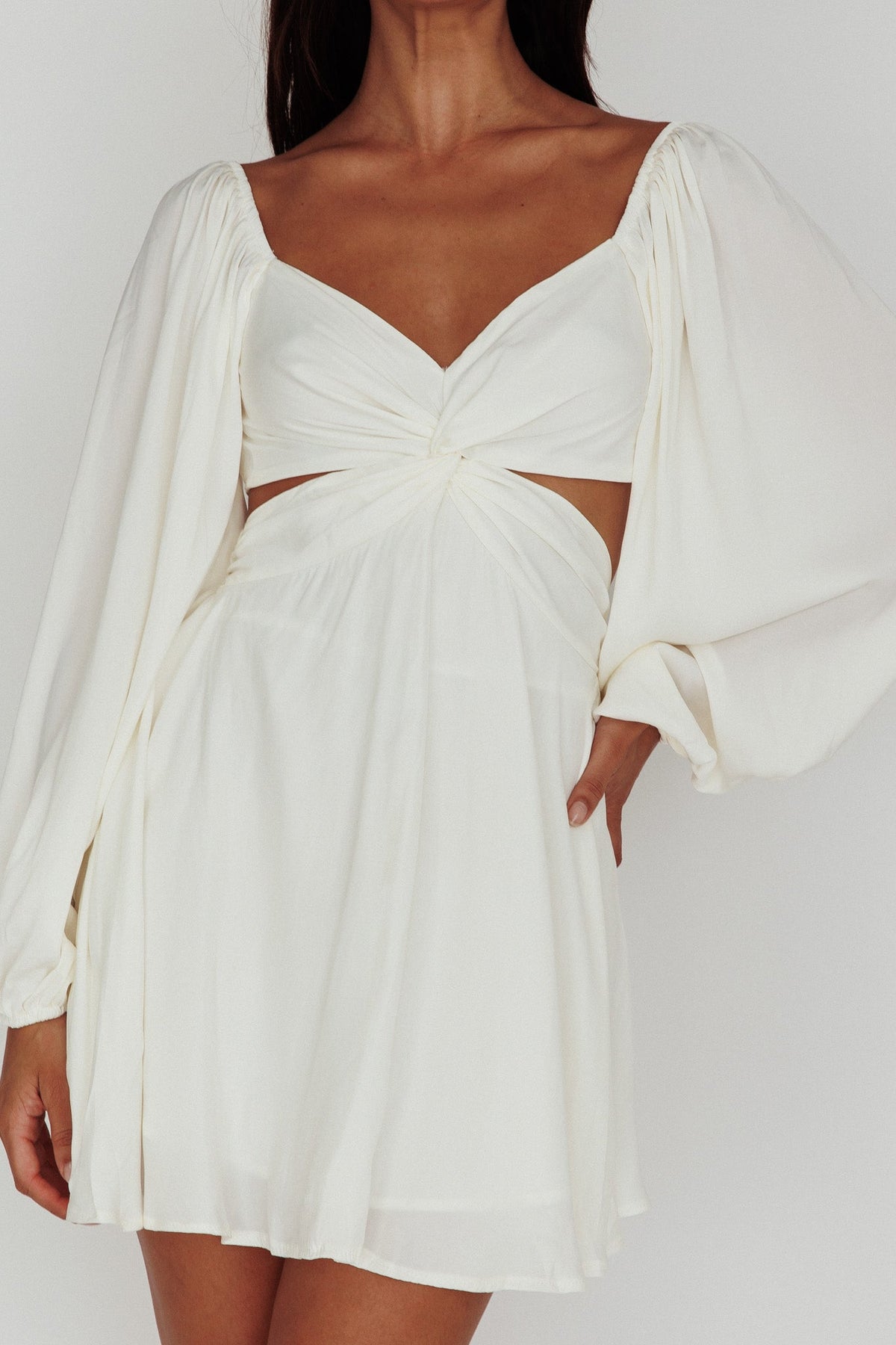 Miraya Balloon Sleeve Twist Mini Dress White